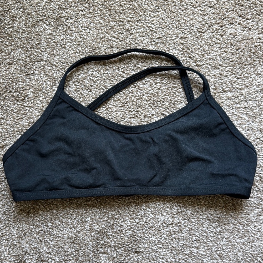 Jolyn Ryan top. Black M